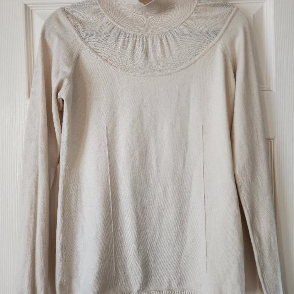 Burberry London High Neck Sweater Sz L EUC